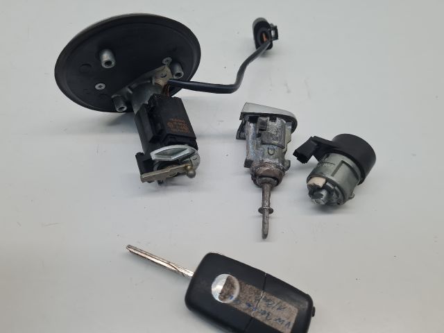 bontott VW BORA Zárbetét Szett