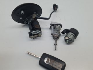 bontott VW BORA Zárbetét Szett