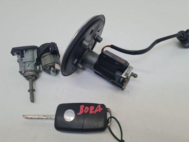 bontott VW BORA Zárbetét Szett