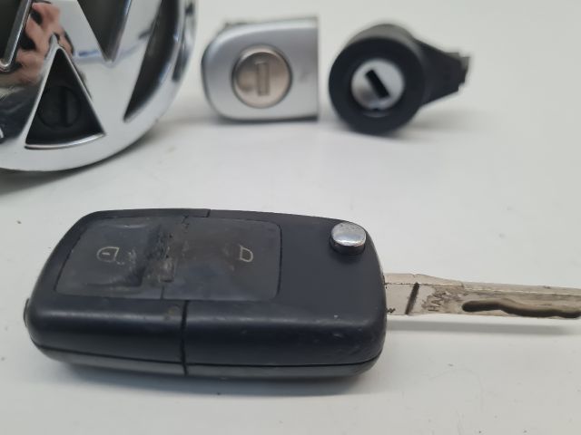 bontott VW BORA Zárbetét Szett