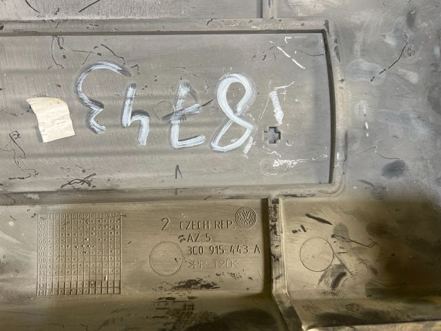 bontott VW CADDY Akkumulátor Fedél