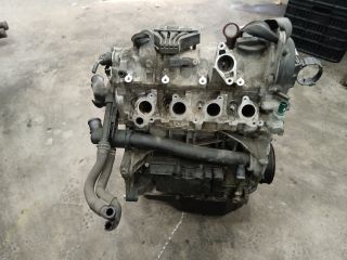 bontott VW CADDY Motor (Fűzött blokk hengerfejjel)