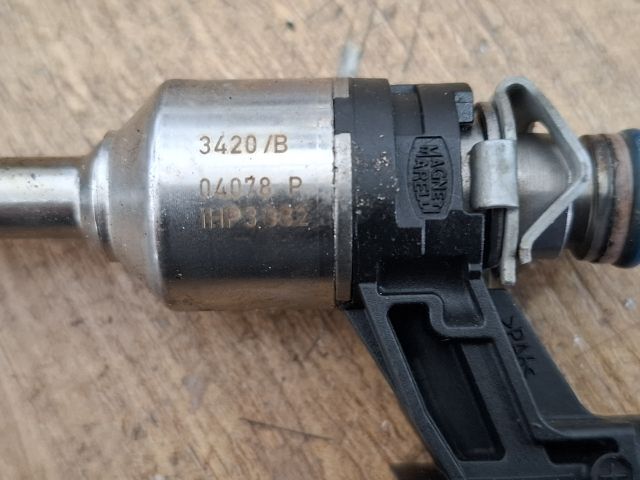 bontott VW CADDY Porlasztó Sor / Híd