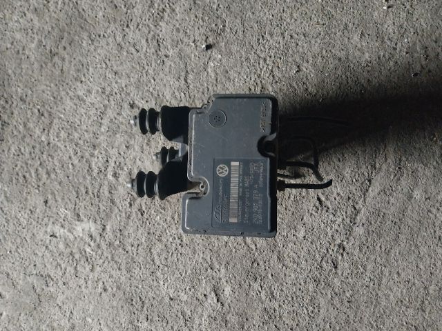 bontott VW CADDY ABS Kocka