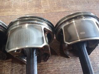 bontott VW CADDY Dugattyú és Hajtókar