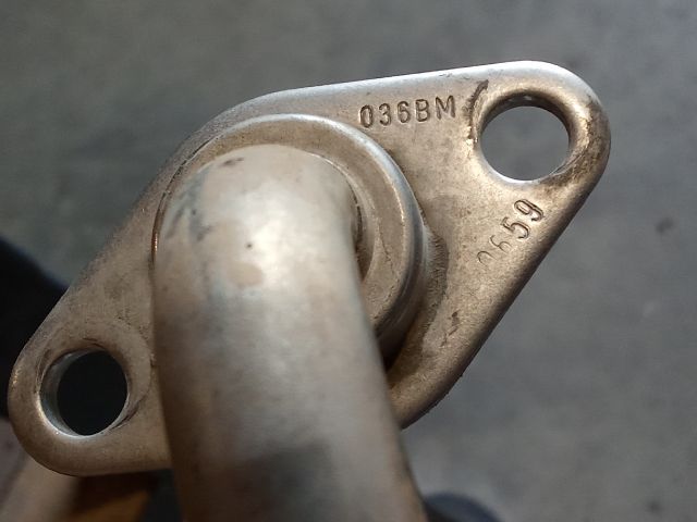 bontott VW CADDY EGR Hűtő Cső