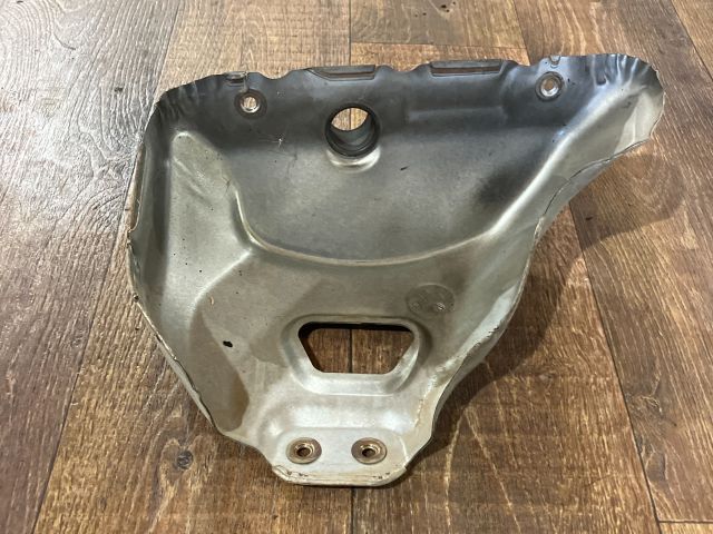 bontott VW CADDY Katalizátor Hővédő Lemez