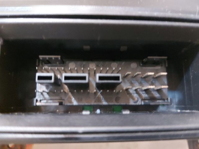 bontott VW CADDY Kilométeróra