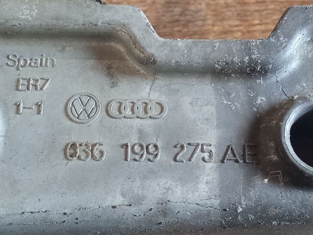 bontott VW CADDY Motor Tartó Bak (Fém)