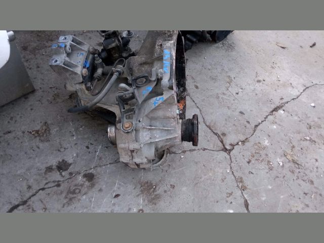 bontott VW CADDY Váltó (Mechanikus)