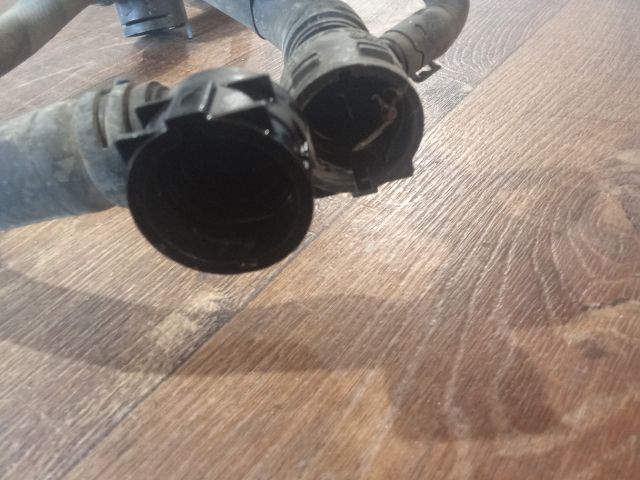 bontott VW CADDY Vízcső