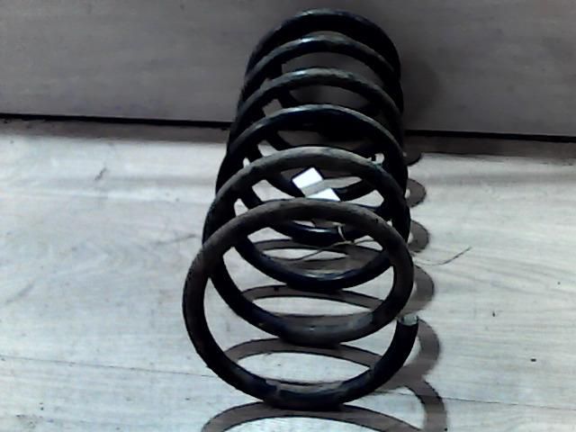 bontott VW CADDY Első Rugó