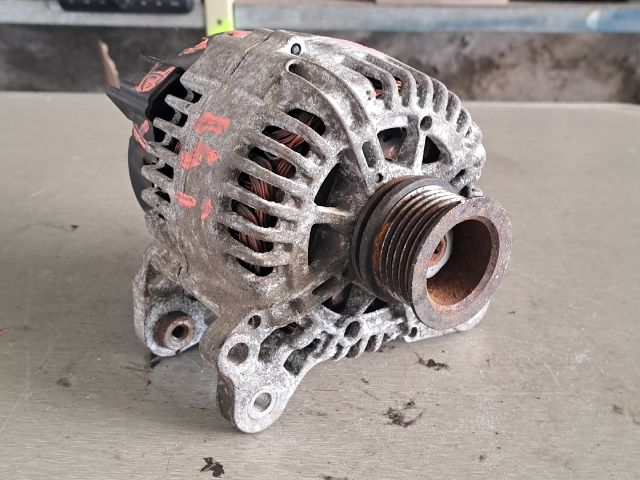 bontott VW CADDY Generátor