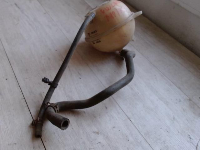 bontott VW CADDY Kiegyenlítő Tartály