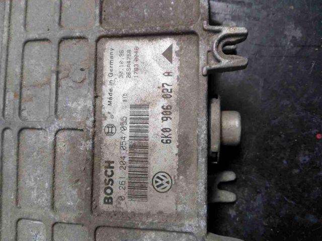 bontott VW CADDY Motorvezérlő