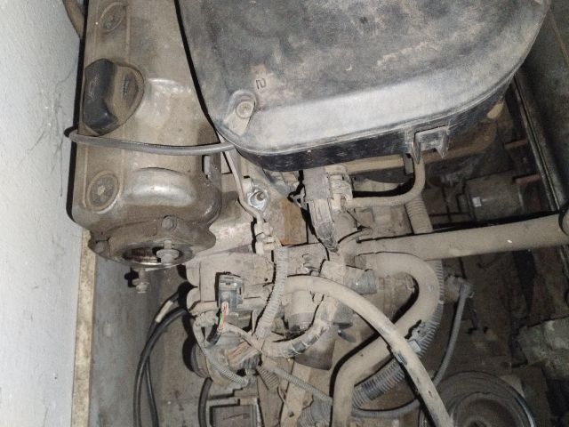 bontott VW CADDY Olaj Szivattyú Cső