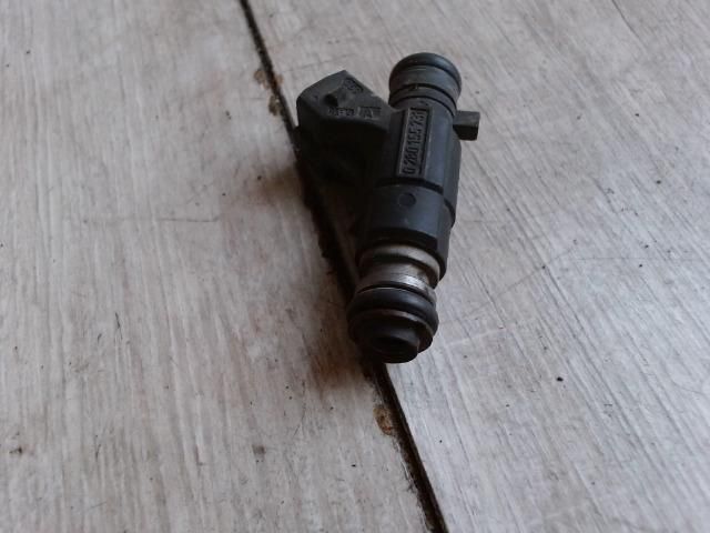 bontott VW CADDY Porlasztó (1 db)