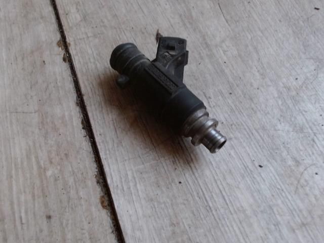 bontott VW CADDY Porlasztó (1 db)