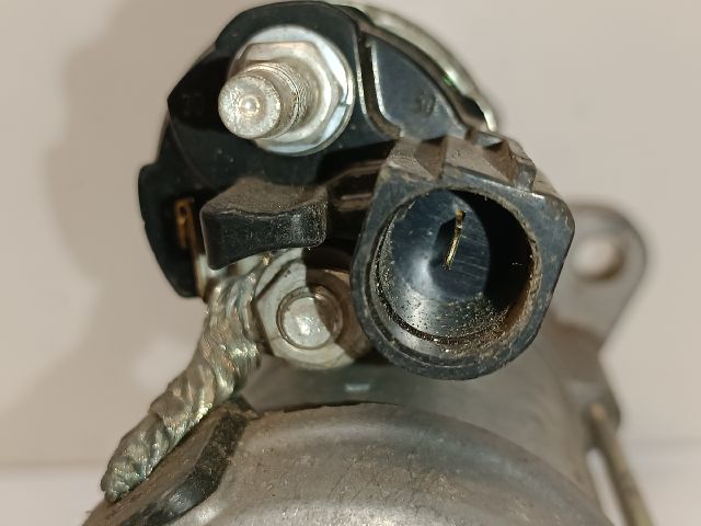 bontott VW CADDY Önindító