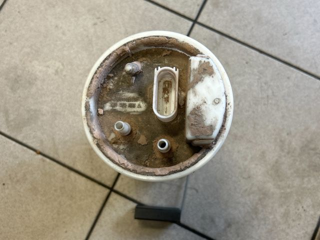 bontott VW CADDY Üzemanyag Szivattyú