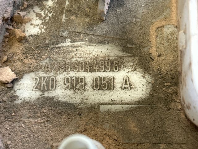 bontott VW CADDY Üzemanyag Szivattyú