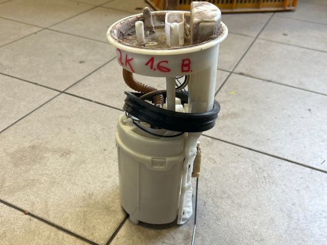 bontott VW CADDY Üzemanyag Szivattyú