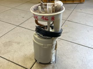 bontott VW CADDY Üzemanyag Szivattyú