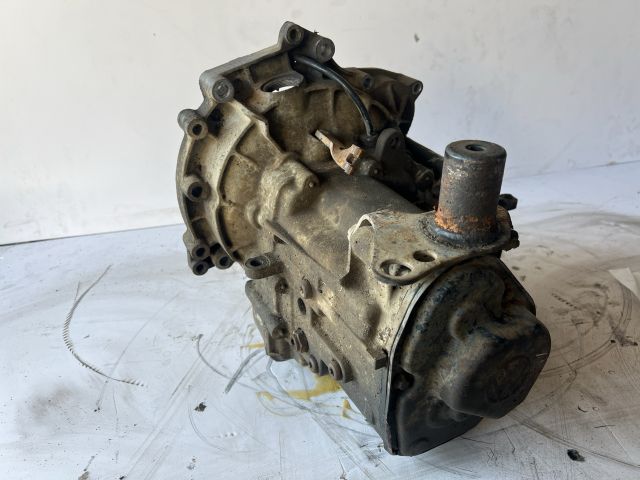 bontott VW CADDY Váltó (Mechanikus)