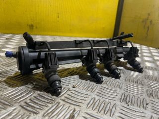 bontott VW CADDY Porlasztó Sor / Híd