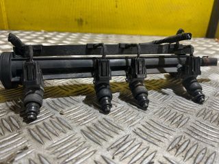 bontott VW CADDY Porlasztó Sor / Híd