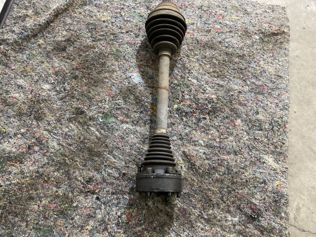 bontott VW CADDY Bal Féltengely