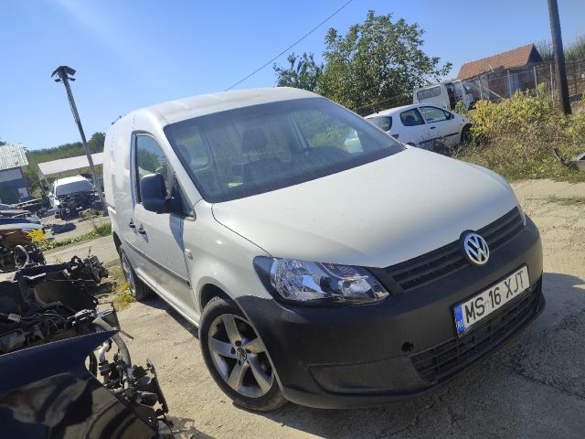 bontott VW CADDY Biztosítéktábla Motortér