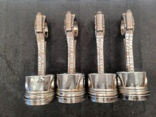 bontott VW CADDY Dugattyú