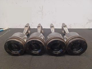 bontott VW CADDY Dugattyú