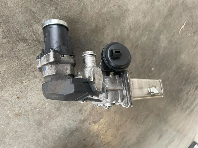 bontott VW CADDY EGR / AGR Szelep