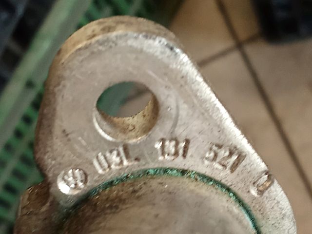 bontott VW CADDY EGR Hűtő Cső