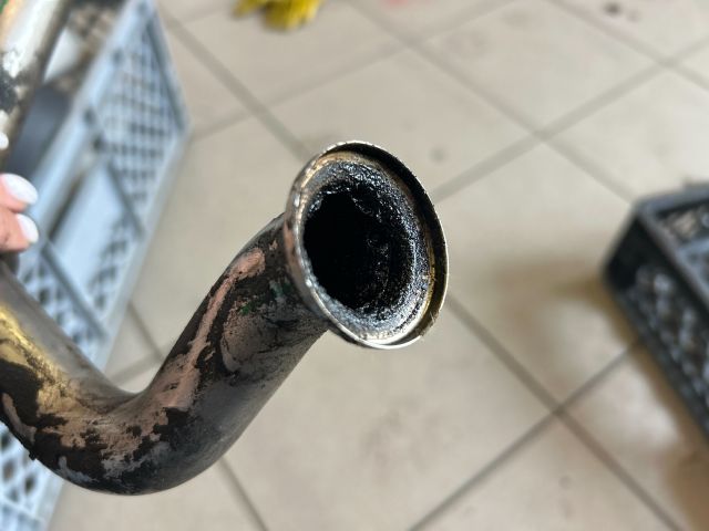 bontott VW CADDY EGR Hűtő Cső