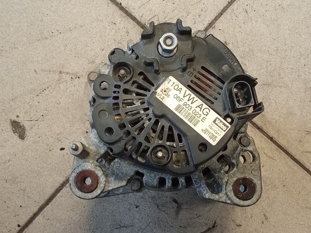 bontott VW CADDY Generátor