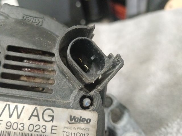 bontott VW CADDY Generátor