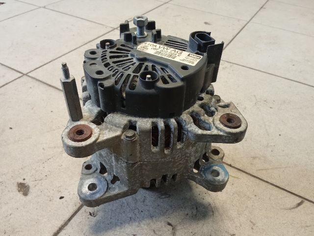 bontott VW CADDY Generátor