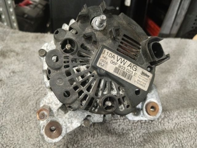 bontott VW CADDY Generátor