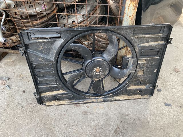 bontott VW CADDY Hűtőventilátor