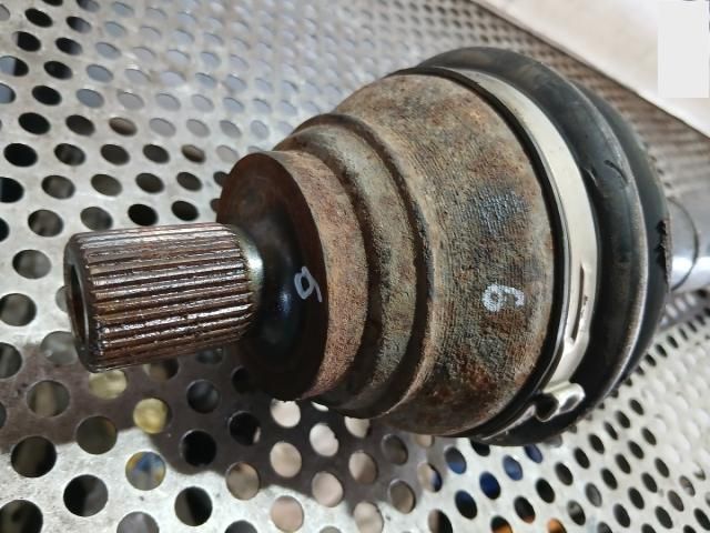 bontott VW CADDY Jobb Féltengely