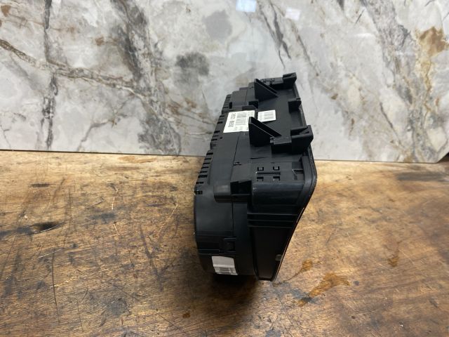 bontott VW CADDY Kilométeróra