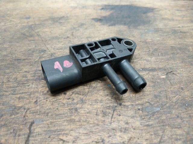 bontott VW CADDY Kipufogó Nyomásérzékelő