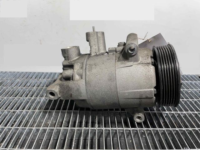 bontott VW CADDY Klímakompresszor