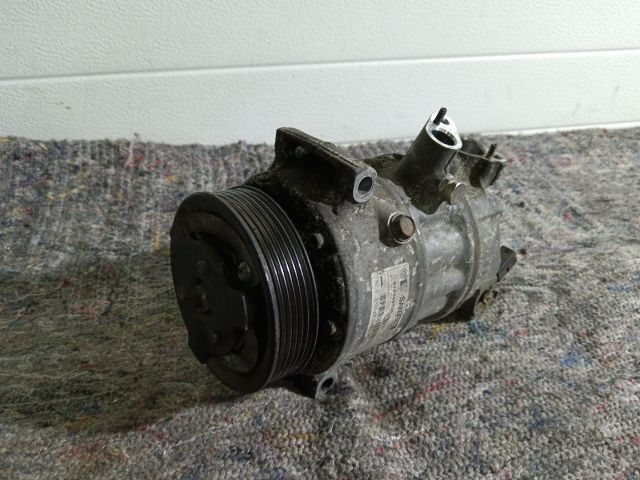 bontott VW CADDY Klímakompresszor