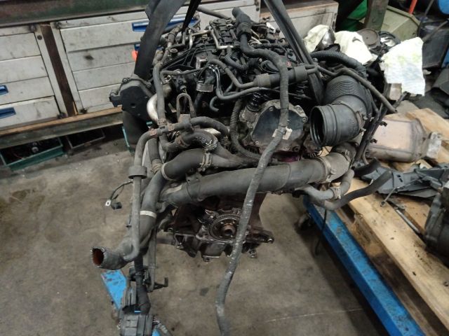 bontott VW CADDY Komplett Motor (Segédberendezésekkel)