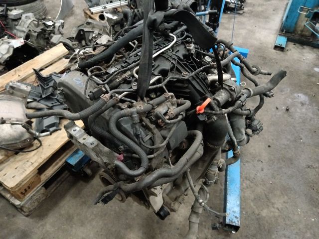 bontott VW CADDY Komplett Motor (Segédberendezésekkel)