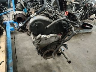 bontott VW CADDY Motor (Fűzött blokk hengerfejjel)